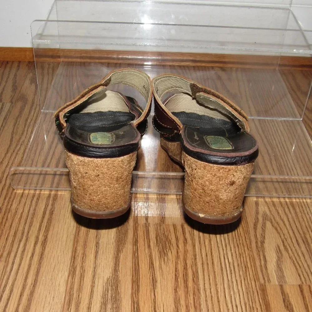 El Naturalista Wedge Slip-On Sandals Size 40/US 8
